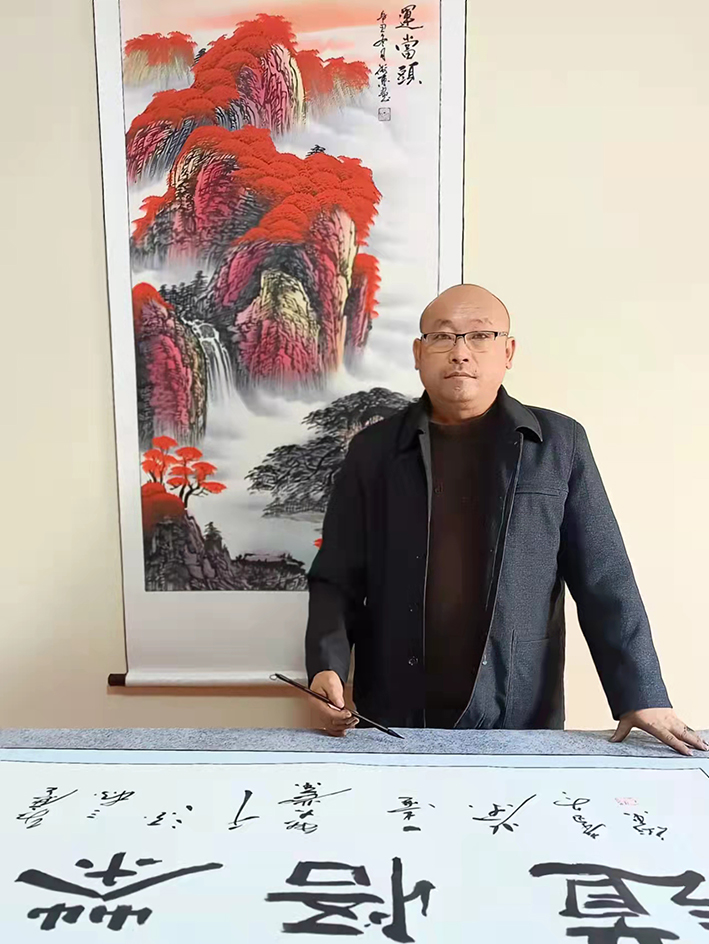 画家书法家化卫东个人艺术简介,化卫东画家简介,化卫东作品价格,化卫东个人简介,化卫东艺术作品,书法家化卫东简介,画家化卫东简介